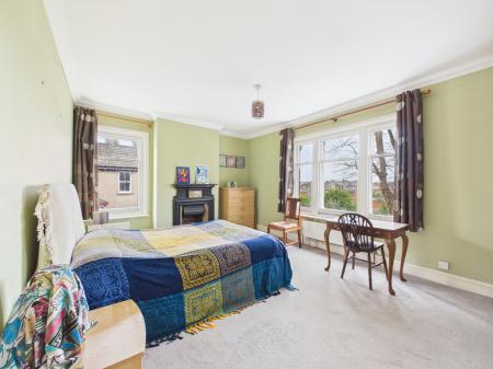 CAM04018G0-PR0444-ST