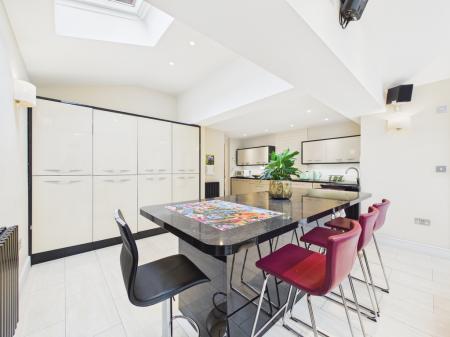 CAM04018G0-PR0444-ST