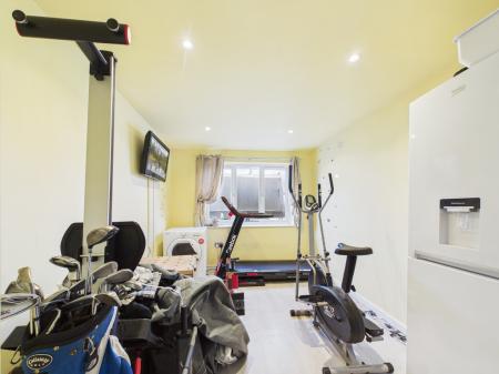 CAM04018G0-PR0460-ST