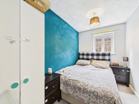 f8a216eb-CAM04018G0-