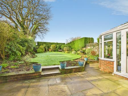 ce06e8e8-CAM04018G0-