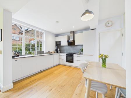 CAM04018G0-PR0462-ST