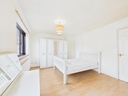 CAM04018G0-PR0461-ST