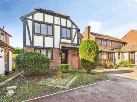 ef7380db-CAM04018G0-