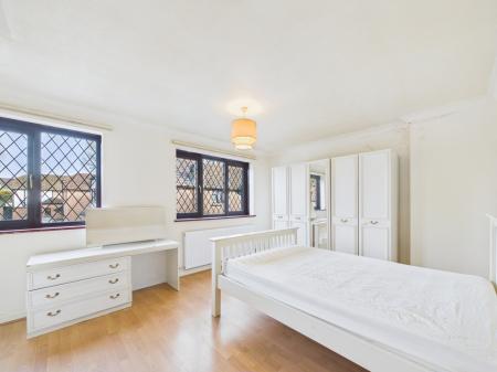 CAM04018G0-PR0461-ST