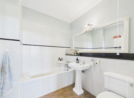 CAM04018G0-PR0469-ST