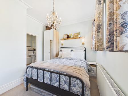 CAM04018G0-PR0469-ST