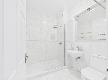 CAM04018G0-PR0586-ST