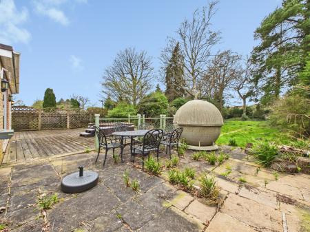 7c51f4ad-CAM04018G0-