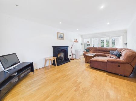 CAM04018G0-PR0464-ST