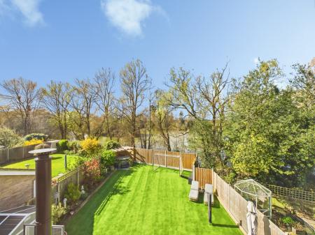 52487ede-CAM04018G0-