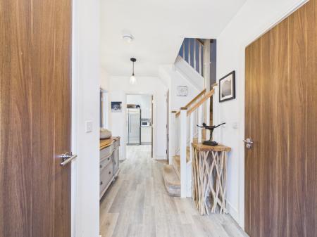 CAM04018G0-PR0483-ST