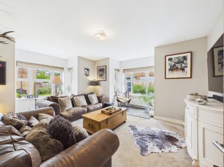 CAM04018G0-PR0483-ST