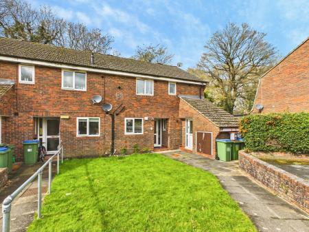 820f4221-CAM04018G0-