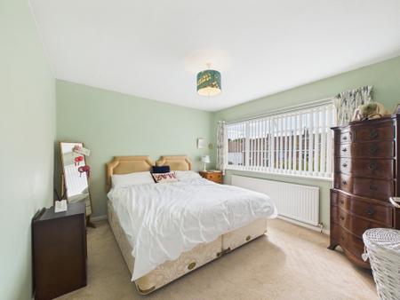 CAM04018G0-PR0614-ST