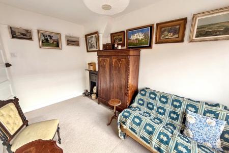 Media image 12
