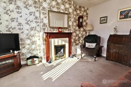 Media image 05
