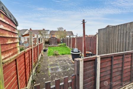 Media image 03