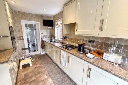 Media image 07