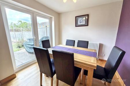 Media image 04