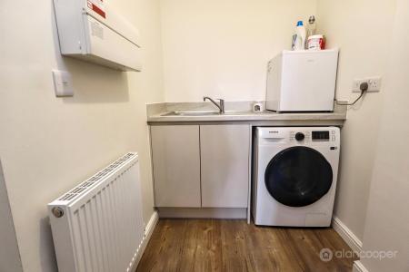 Media image 09