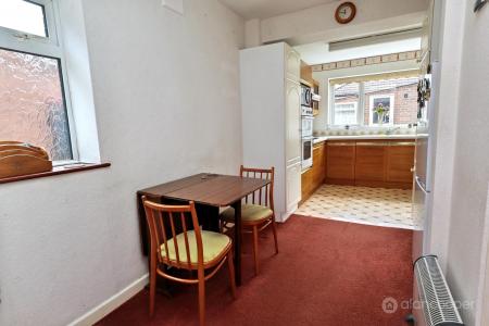 Media image 06
