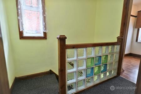 Media image 09