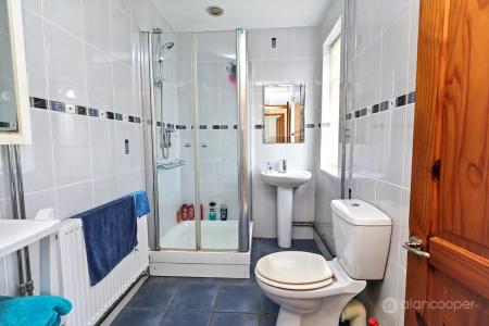 Media image 09