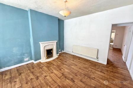 Media image 04