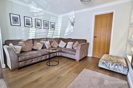Media image 05