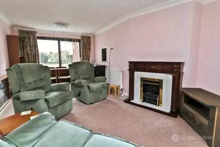 Media image 02