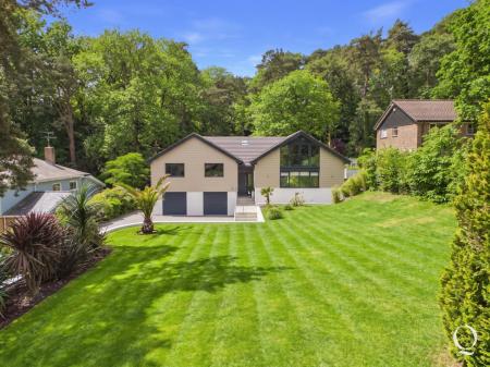 Ashwood Drive, Broadstone