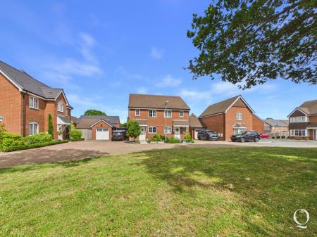 Arnhem Close, Corfe Mullen, Wimborne