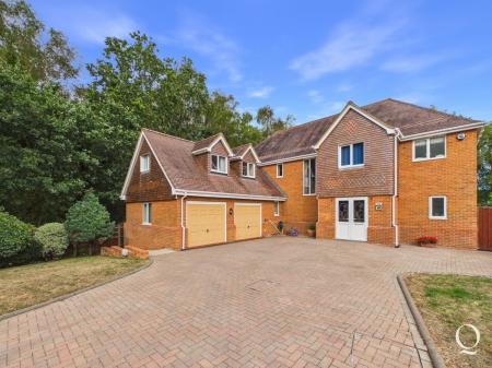 Portmore Close, Broadstone
