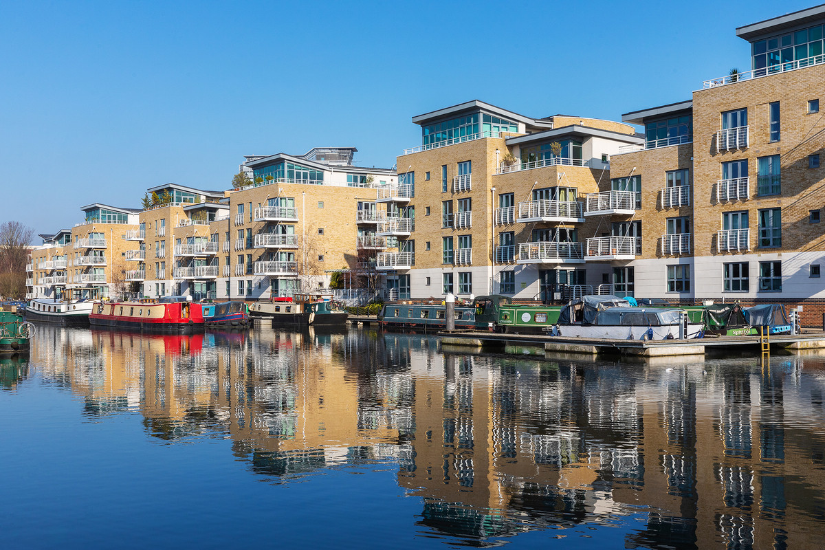 Tallow Road, Brentford, TW8
