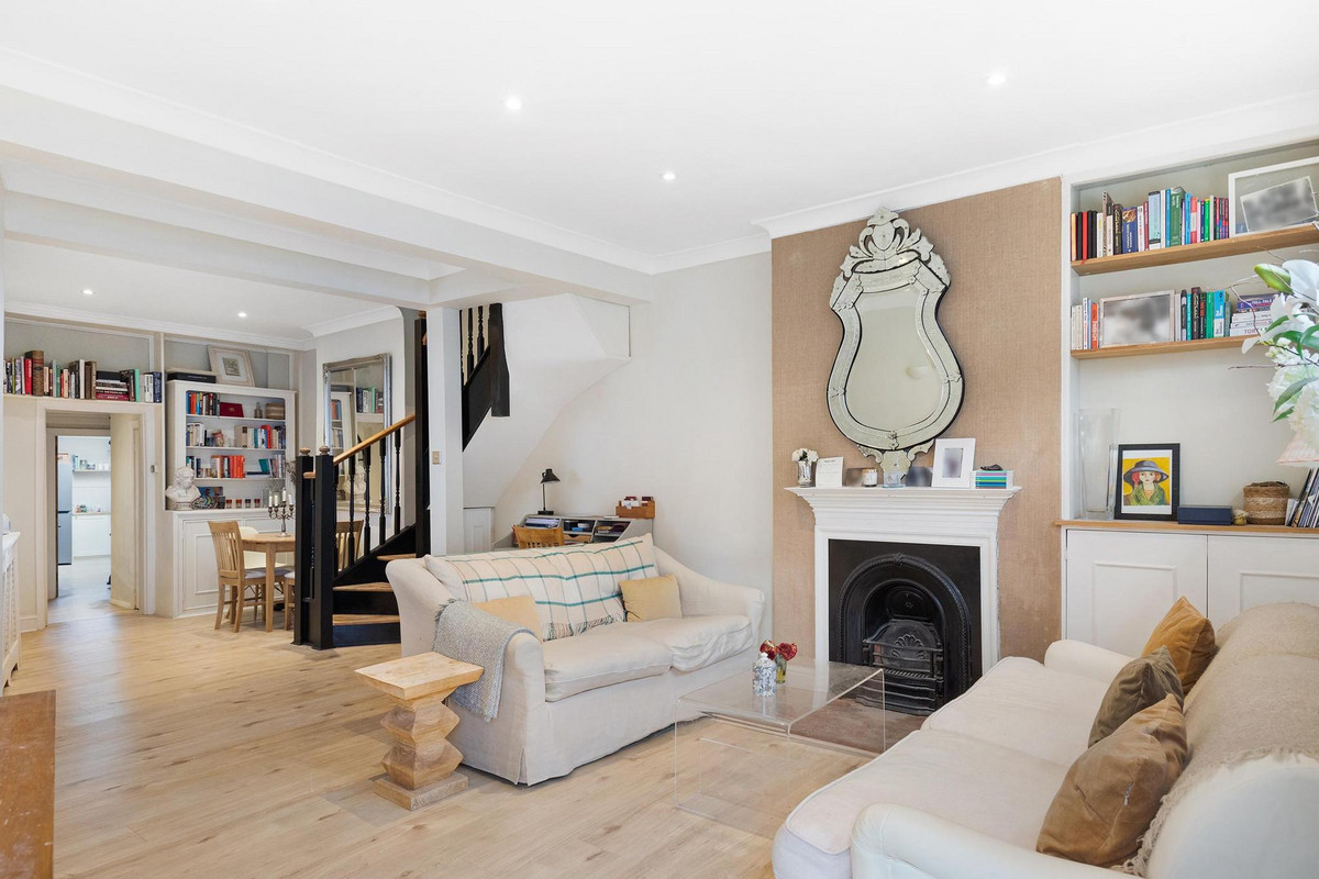 Furness Road, London, SW6