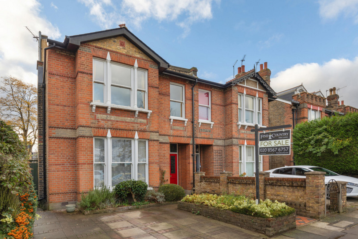 Kingston Road, Teddington, TW11