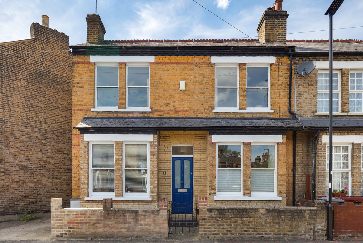 Enfield Road, Brentford, TW8