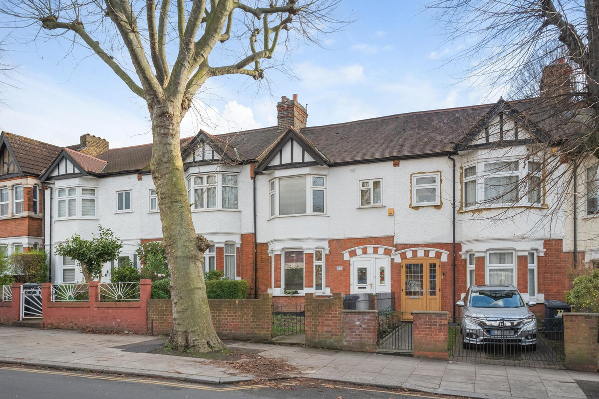Little Ealing Lane, London, W5