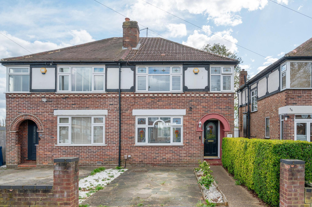 Colwyn Avenue, Greenford, UB6