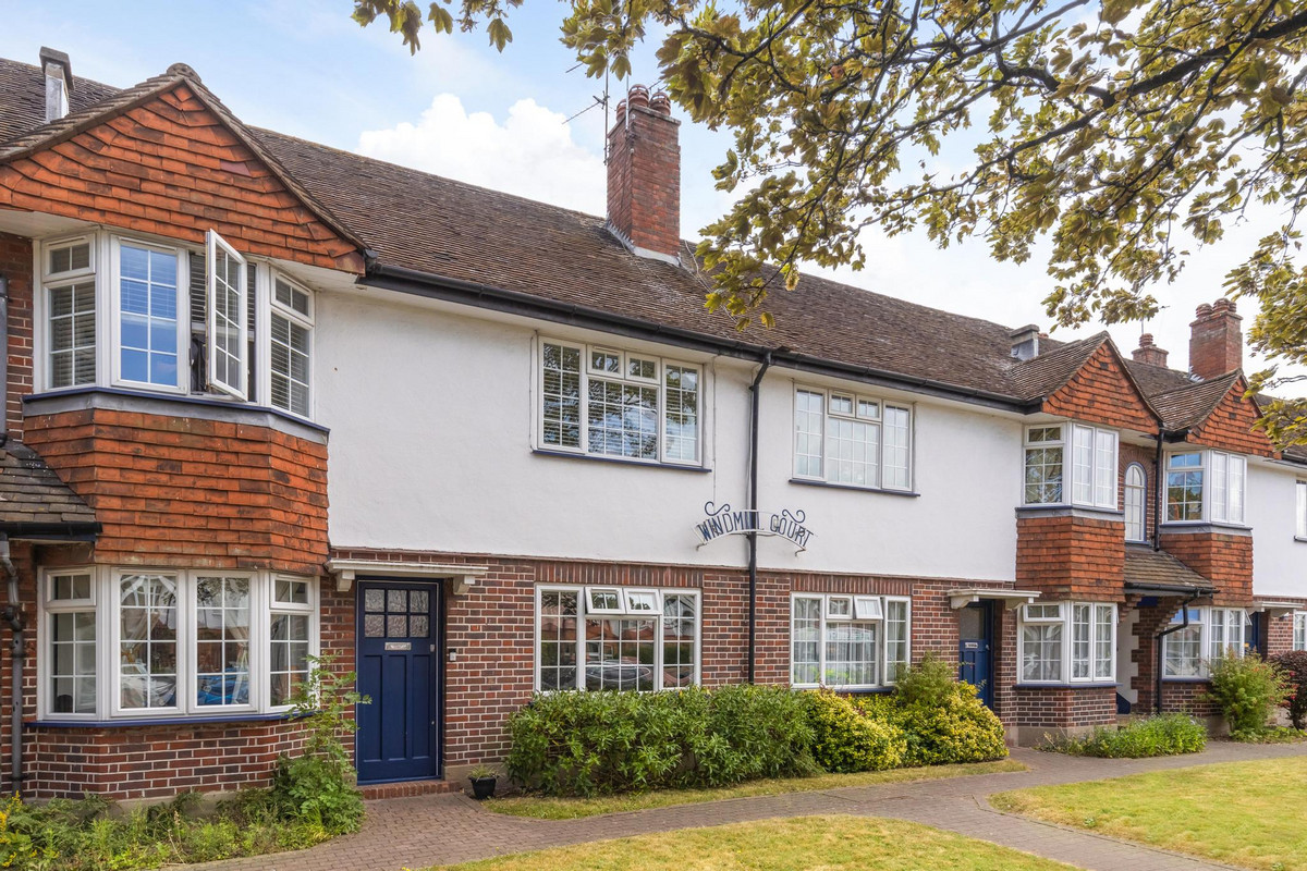 Windmill Road, London, W5