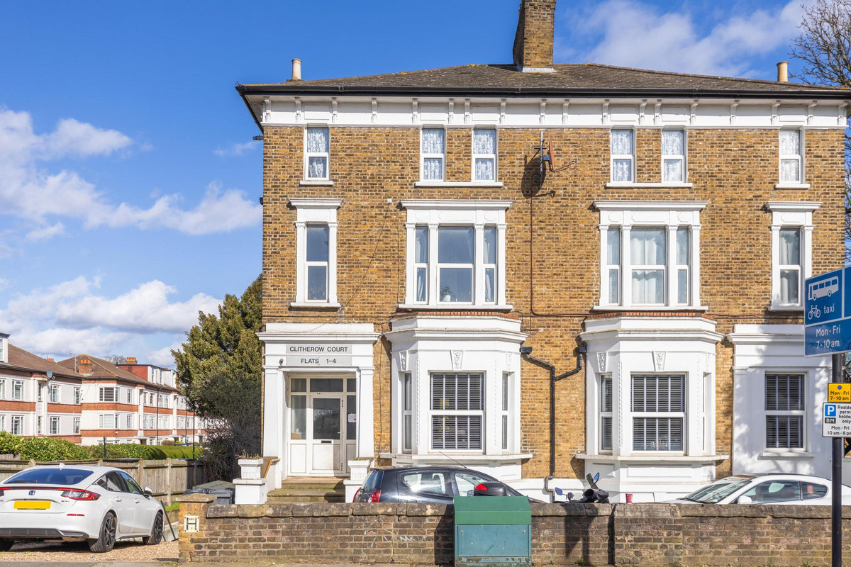 Boston Manor Road, Brentford, TW8