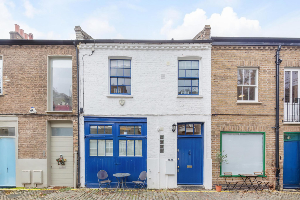 Russell Gardens Mews, London, W14