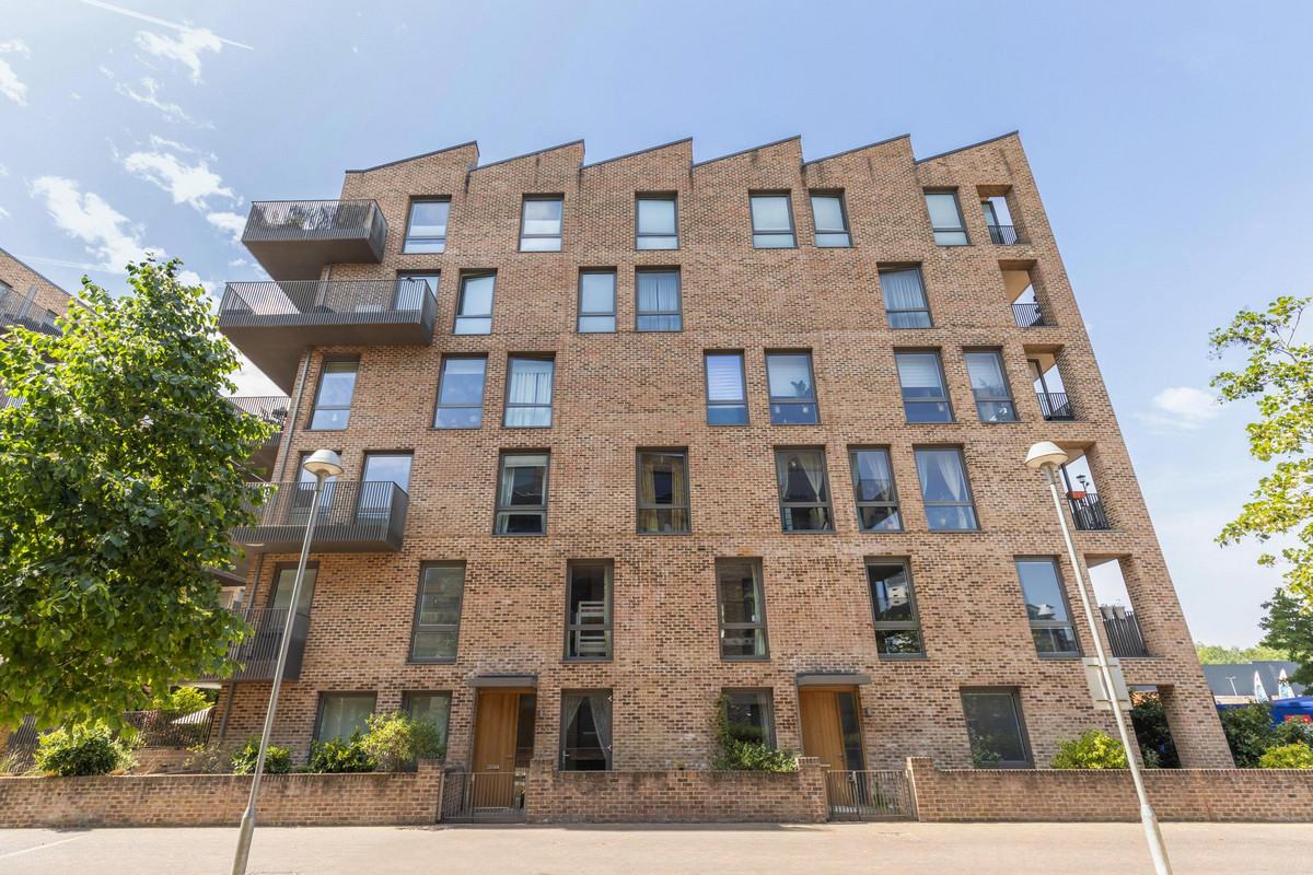 Durham Wharf Drive, Brentford, TW8