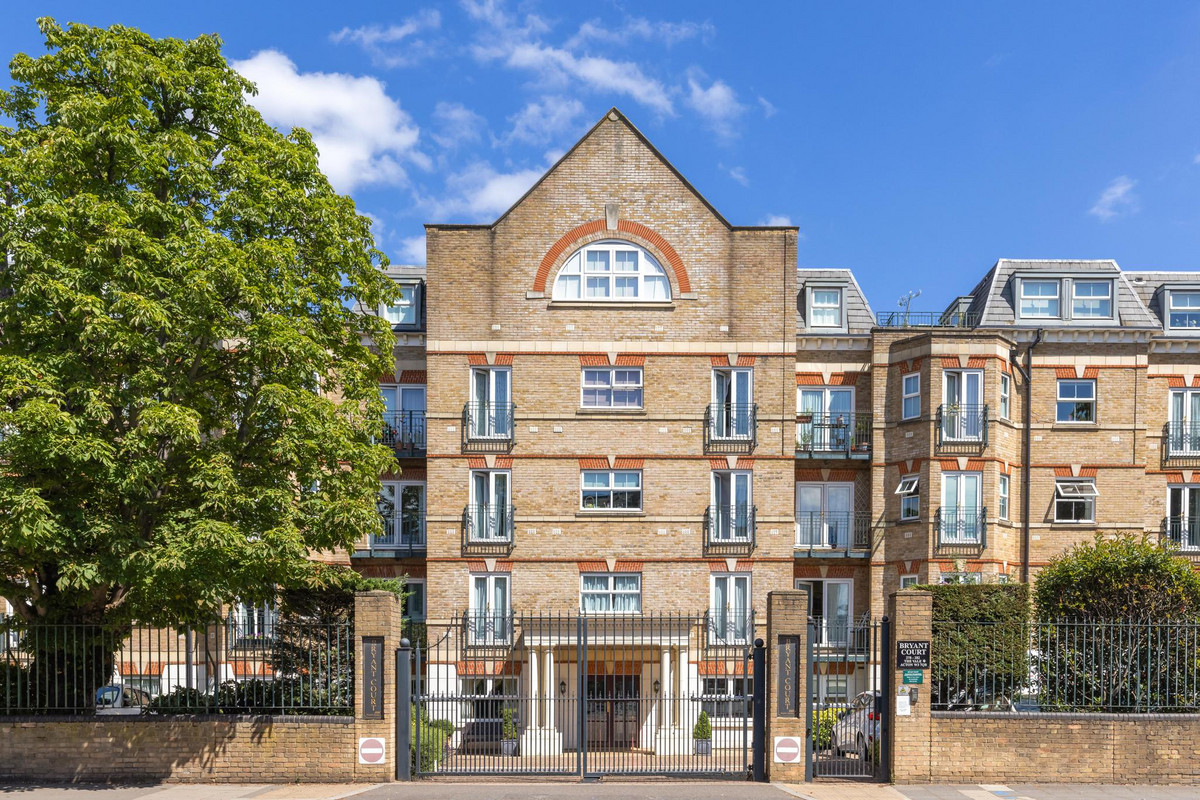 The Vale, London, W3
