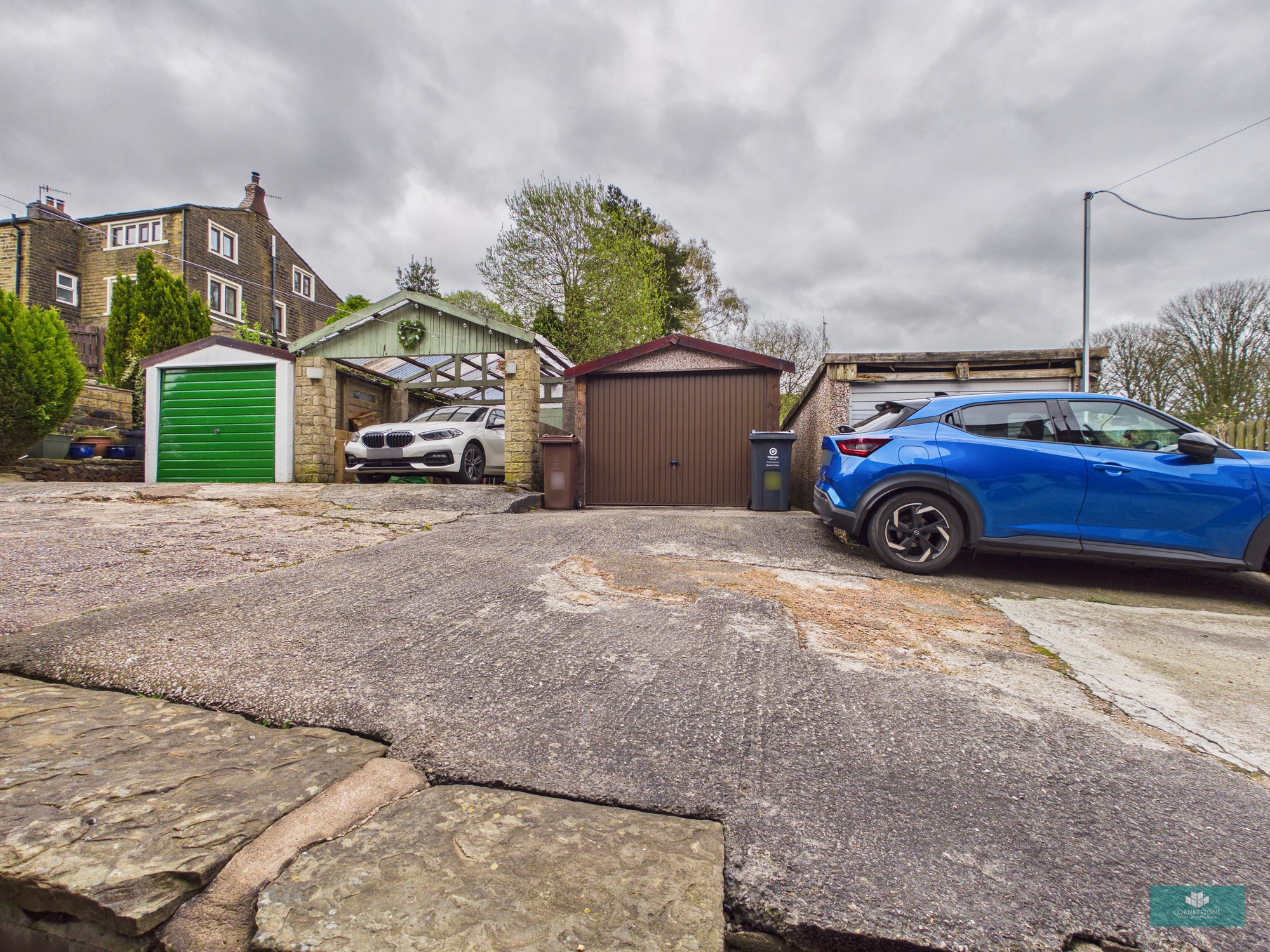 Delph Lane, Delph