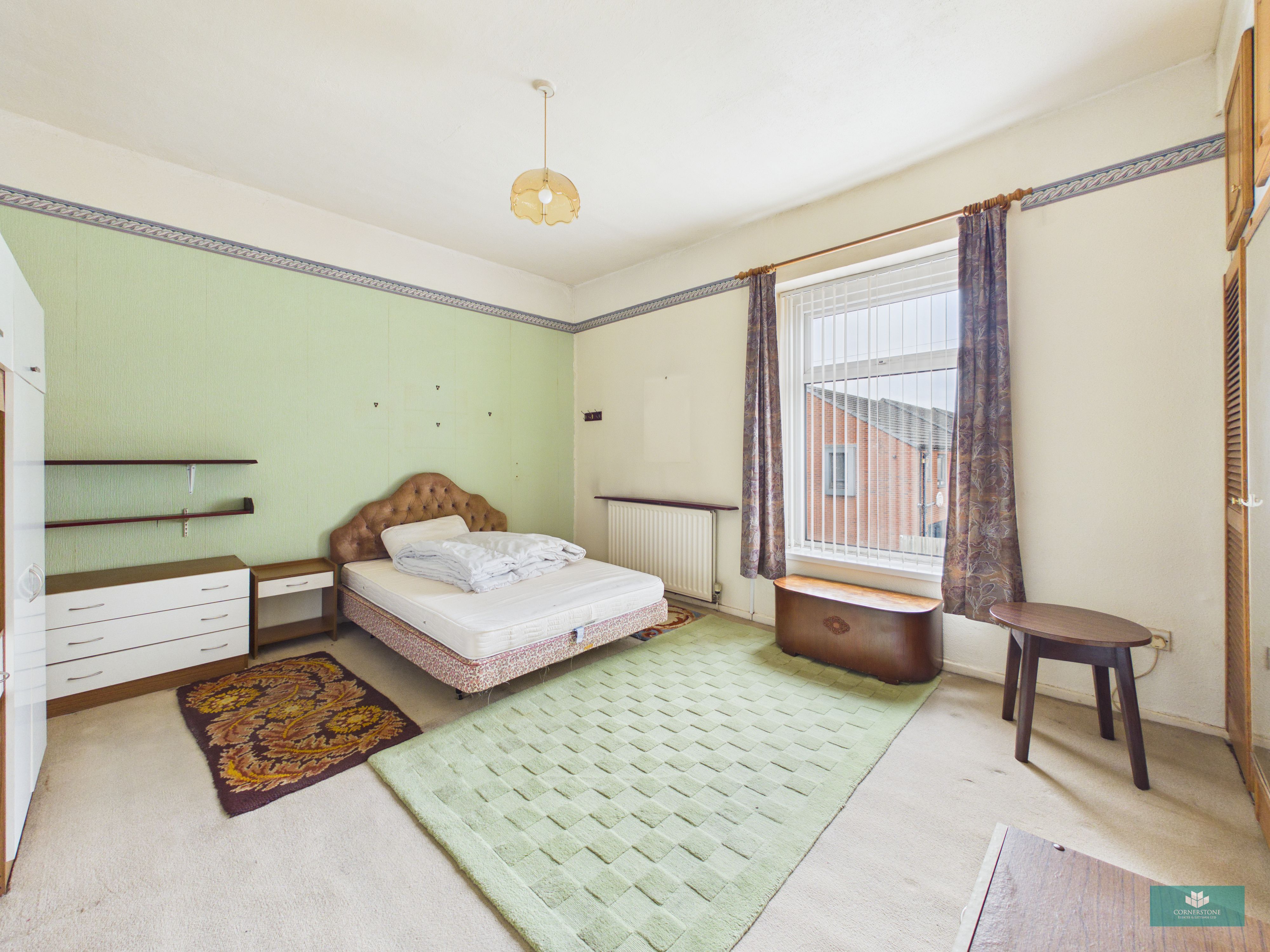 Siddall Street, Shaw