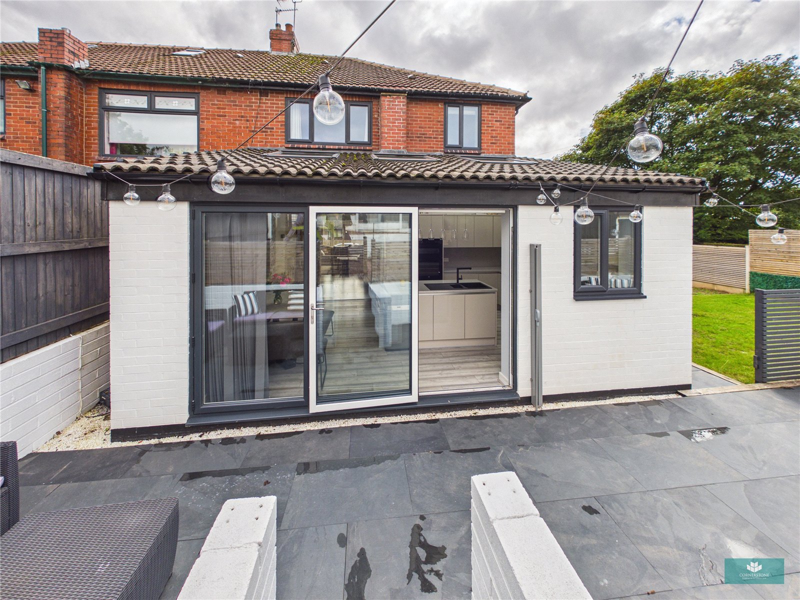 Edward Road, Shaw
