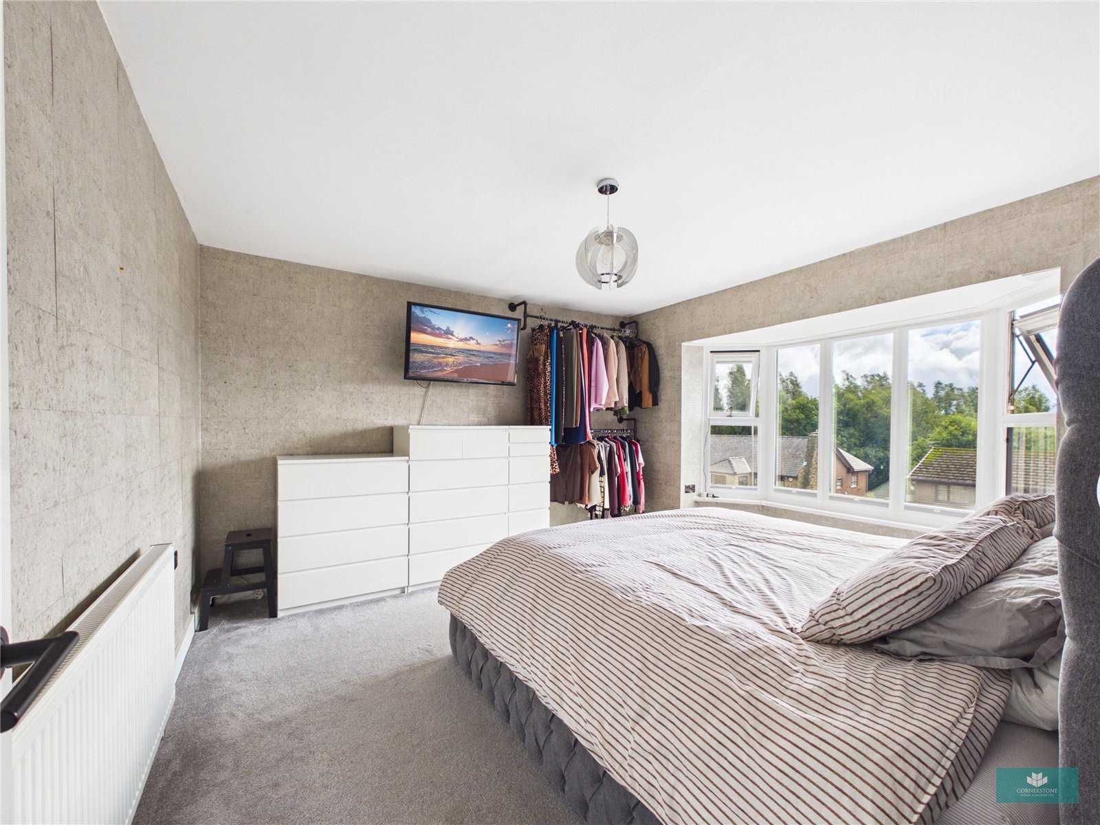 Edward Road, Shaw