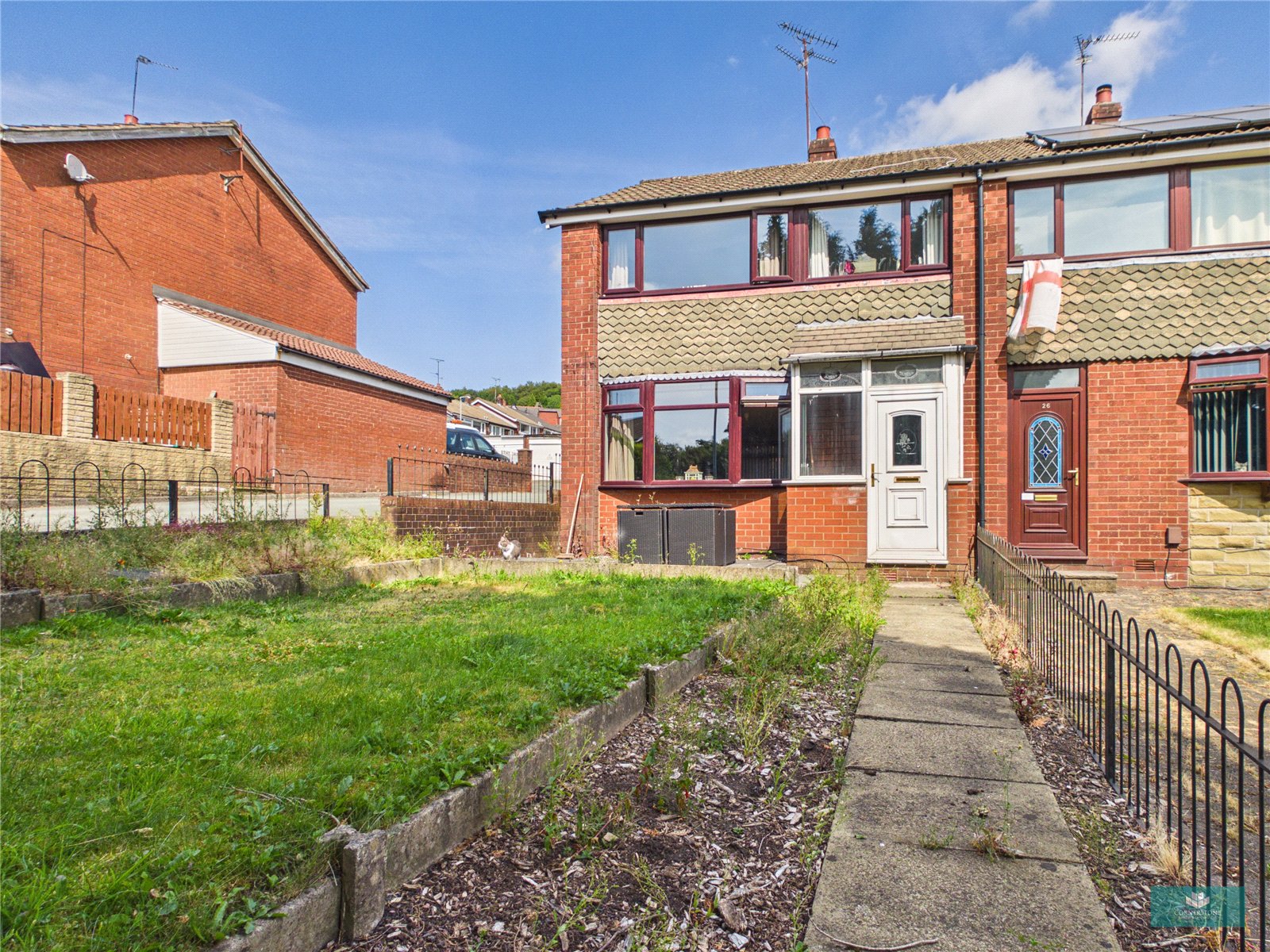 Holly Grove, Lees